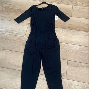 Three Dot  black jumpsuit sz m with pockets